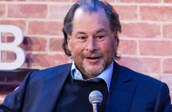 Billionaire Salesforce CEO Marc Benioff Is Shopping for Up Hawaii