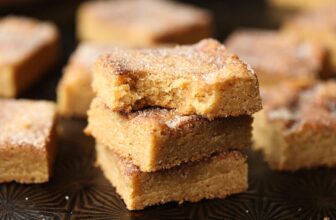 Churro Bars – Buttery Cinnamon Sugar Cookie Bars