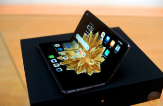 HONOR Magic V2: Thinnest Inward-Folding Smartphone Launched