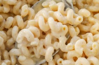 Finest EVER Creamy Stovetop Mac and Cheese