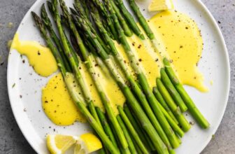 Hollandaise Sauce Recipe | The Keep At Residence Chef