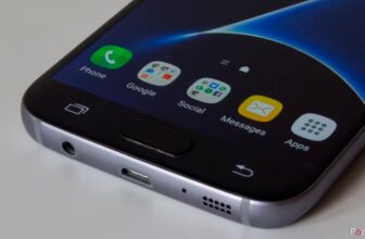 Why eradicating the headphone jack from telephones was a foul concept