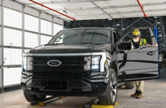 Ford delays some electrical automobiles, renews concentrate on hybrids