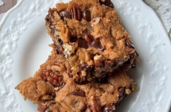OLD FASHIONED OATMEAL BARS – The Southern Girl Cooks