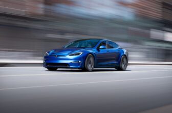 use Siri Shortcuts along with your Tesla